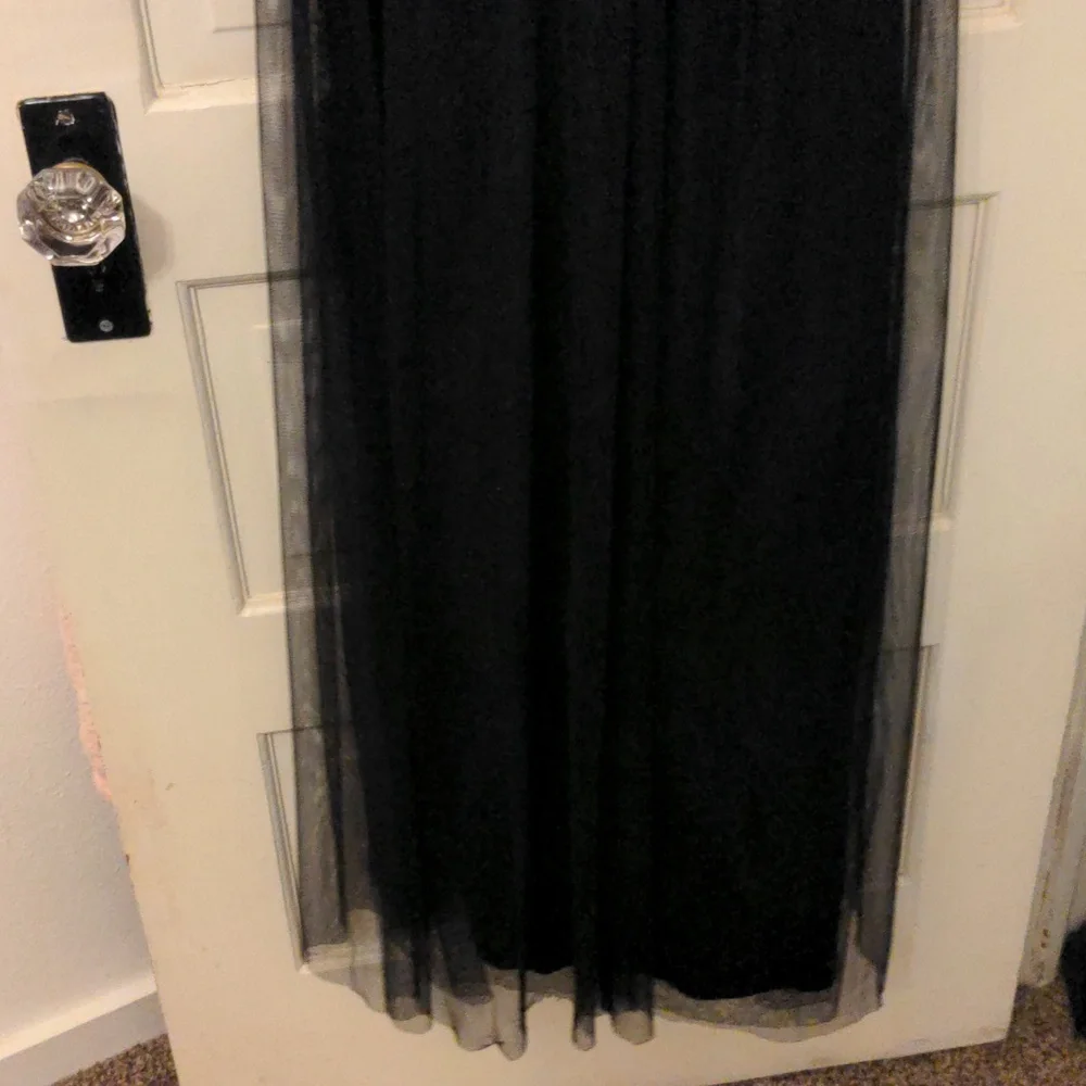 Vera Wang bridesmaids dress - Picture 3 of 6